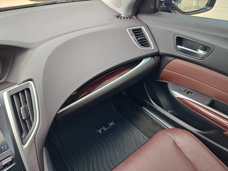 2017 Acura TLX 3.5L Technology photo 20