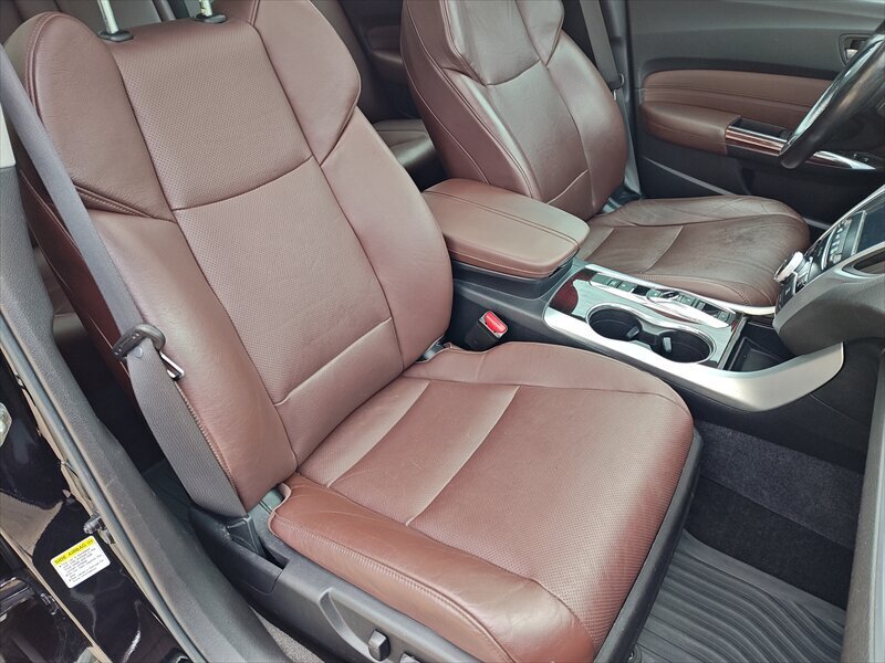 2017 Acura TLX 3.5L Technology photo 15