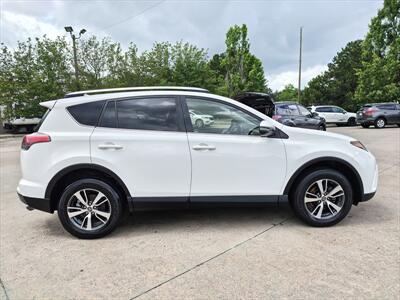 2016 Toyota RAV4 XLE - Photo 4 - Woodstock, GA 30188