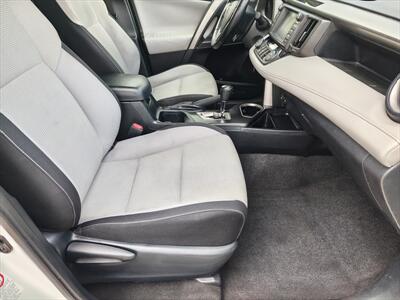 2016 Toyota RAV4 XLE - Photo 13 - Woodstock, GA 30188