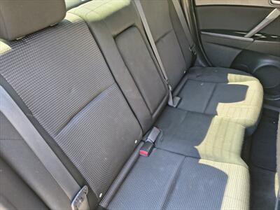 2013 Mazda Mazda3 i Touring   - Photo 16 - Woodstock, GA 30188