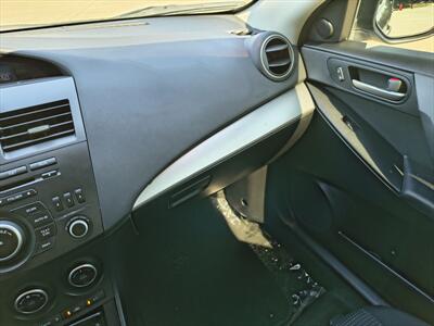 2013 Mazda Mazda3 i Touring   - Photo 20 - Woodstock, GA 30188