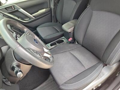 2017 Subaru Forester 2.5i Premium   - Photo 13 - Woodstock, GA 30188