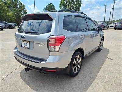 2017 Subaru Forester 2.5i Premium   - Photo 5 - Woodstock, GA 30188