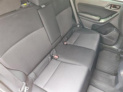 2017 Subaru Forester 2.5i Premium   - Photo 17 - Woodstock, GA 30188