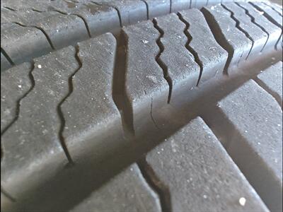 2011 Toyota RAV4   - Photo 10 - Woodstock, GA 30188