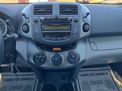 2011 Toyota RAV4   - Photo 20 - Woodstock, GA 30188