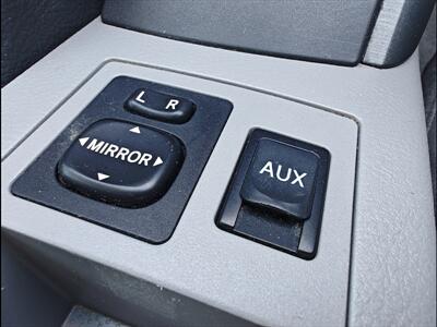 2011 Toyota RAV4   - Photo 23 - Woodstock, GA 30188