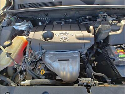 2011 Toyota RAV4   - Photo 29 - Woodstock, GA 30188