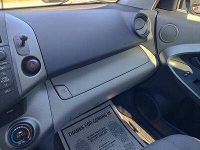 2011 Toyota RAV4   - Photo 21 - Woodstock, GA 30188