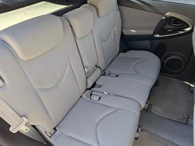 2011 Toyota RAV4   - Photo 17 - Woodstock, GA 30188