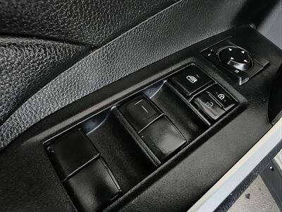 2020 Toyota RAV4 LE - Photo 29 - Woodstock, GA 30188