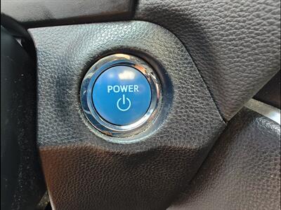 2019 Toyota RAV4 Hybrid XSE   - Photo 37 - Woodstock, GA 30188