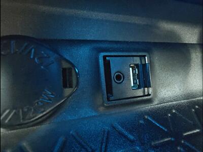 2019 Toyota RAV4 Hybrid XSE   - Photo 32 - Woodstock, GA 30188
