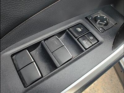 2019 Toyota RAV4 Hybrid XSE   - Photo 34 - Woodstock, GA 30188