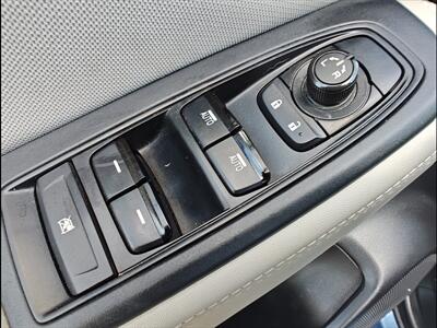 2022 Subaru Forester Premium   - Photo 34 - Woodstock, GA 30188
