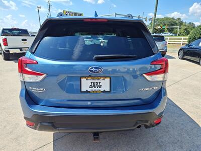 2022 Subaru Forester Premium   - Photo 6 - Woodstock, GA 30188