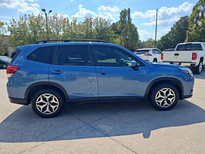 2022 Subaru Forester Premium   - Photo 4 - Woodstock, GA 30188