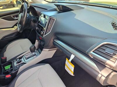 2022 Subaru Forester Premium   - Photo 14 - Woodstock, GA 30188