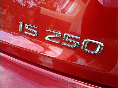 2015 Lexus IS 250   - Photo 33 - Woodstock, GA 30188