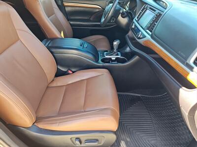 2018 Toyota Highlander Limited   - Photo 14 - Woodstock, GA 30188