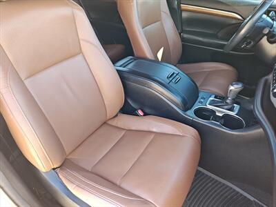 2018 Toyota Highlander Limited   - Photo 15 - Woodstock, GA 30188