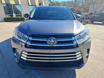 2018 Toyota Highlander Limited   - Photo 2 - Woodstock, GA 30188