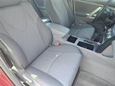 2009 Toyota Camry SE   - Photo 16 - Woodstock, GA 30188