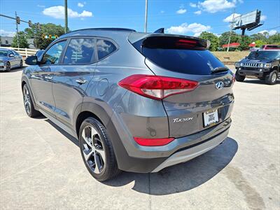 2017 Hyundai TUCSON Limited   - Photo 6 - Woodstock, GA 30188