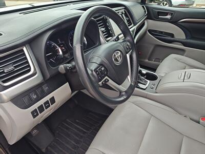 2014 Toyota Highlander Limited   - Photo 11 - Woodstock, GA 30188