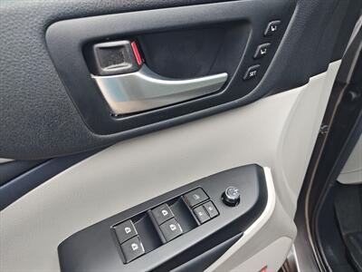 2014 Toyota Highlander Limited   - Photo 34 - Woodstock, GA 30188