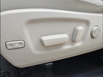 2014 Toyota Highlander Limited   - Photo 36 - Woodstock, GA 30188