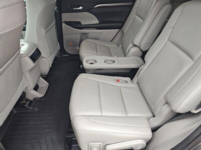 2014 Toyota Highlander Limited   - Photo 18 - Woodstock, GA 30188