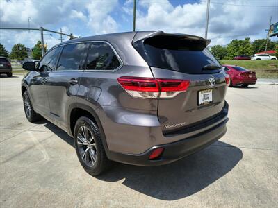 2018 Toyota Highlander LE   - Photo 7 - Woodstock, GA 30188