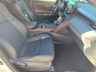 2022 Toyota Venza XLE   - Photo 13 - Woodstock, GA 30188