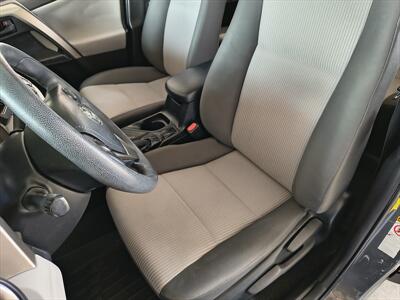2015 Toyota RAV4 LE - Photo 13 - Woodstock, GA 30188