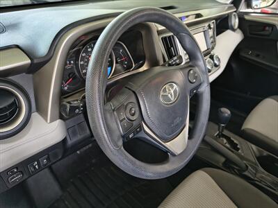 2015 Toyota RAV4 LE - Photo 11 - Woodstock, GA 30188