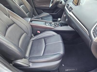 2017 Mazda Mazda3 Touring   - Photo 15 - Woodstock, GA 30188