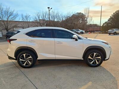 2019 Lexus NX 300   - Photo 4 - Woodstock, GA 30188