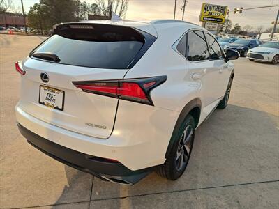 2019 Lexus NX 300   - Photo 5 - Woodstock, GA 30188