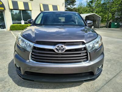 2016 Toyota Highlander LE Plus V6   - Photo 2 - Woodstock, GA 30188
