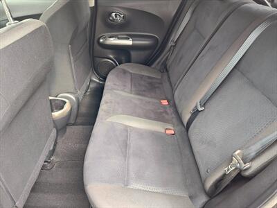 2011 Nissan JUKE SV - Photo 17 - Woodstock, GA 30188