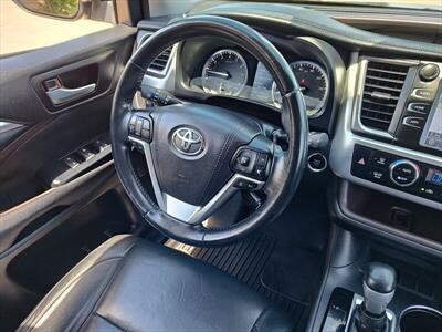 2018 Toyota Highlander XLE   - Photo 17 - Woodstock, GA 30188