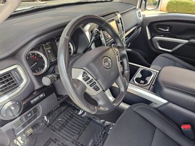 2018 Nissan Titan SV   - Photo 11 - Woodstock, GA 30188