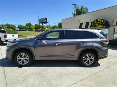 2015 Toyota Highlander LE Plus V6   - Photo 8 - Woodstock, GA 30188