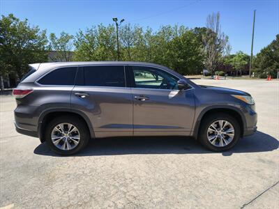 2015 Toyota Highlander LE Plus V6   - Photo 4 - Woodstock, GA 30188