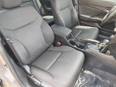 2015 Honda Civic SE   - Photo 16 - Woodstock, GA 30188