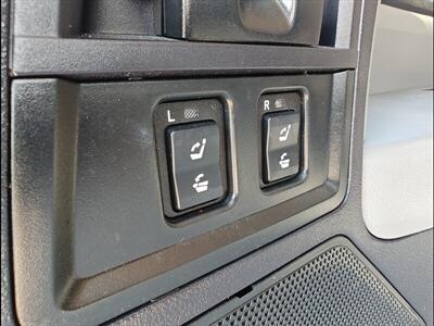 2015 Toyota Sequoia Platinum   - Photo 39 - Woodstock, GA 30188