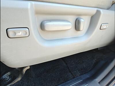 2015 Toyota Sequoia Platinum   - Photo 32 - Woodstock, GA 30188