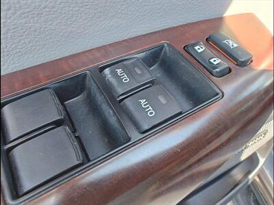 2015 Toyota Sequoia Platinum   - Photo 30 - Woodstock, GA 30188